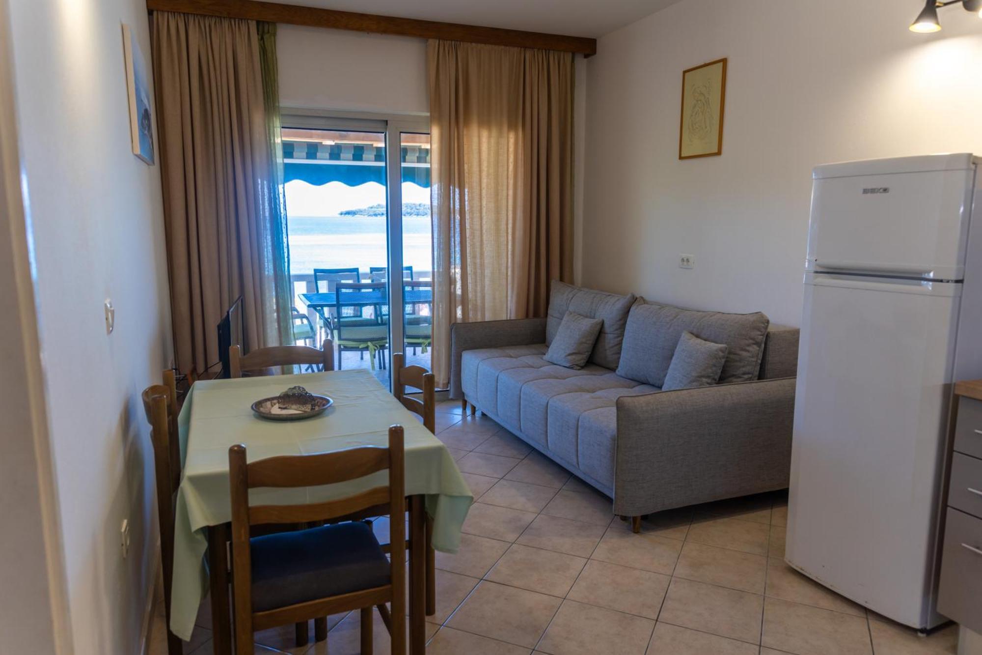 Zal Beach Apartments プリズバ エクステリア 写真